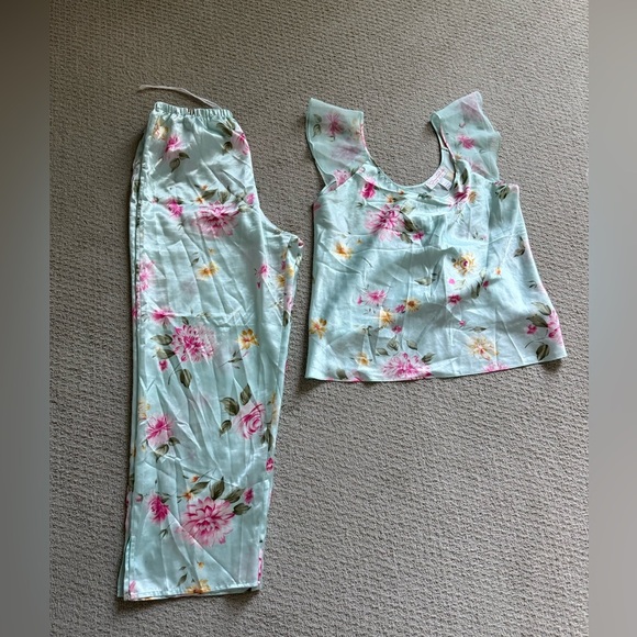 Oscar de la Renta Floral Satin Pajama Set - Light Blue and Pink - Picture 5 of 7